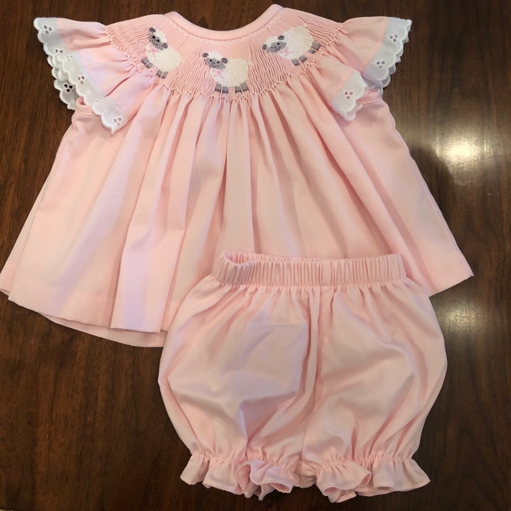 Smocked Lamb Bloomer Set